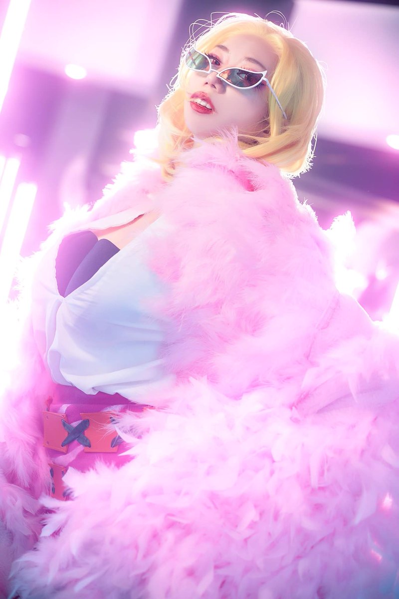 MiyakoM_cos's tweet photo. 七武海ドフラミンゴとクロコダイルだ!

🦩me
🐊@amexancos 
📷Innocent-cosplay https://t.co/9vkjS7Rw7I