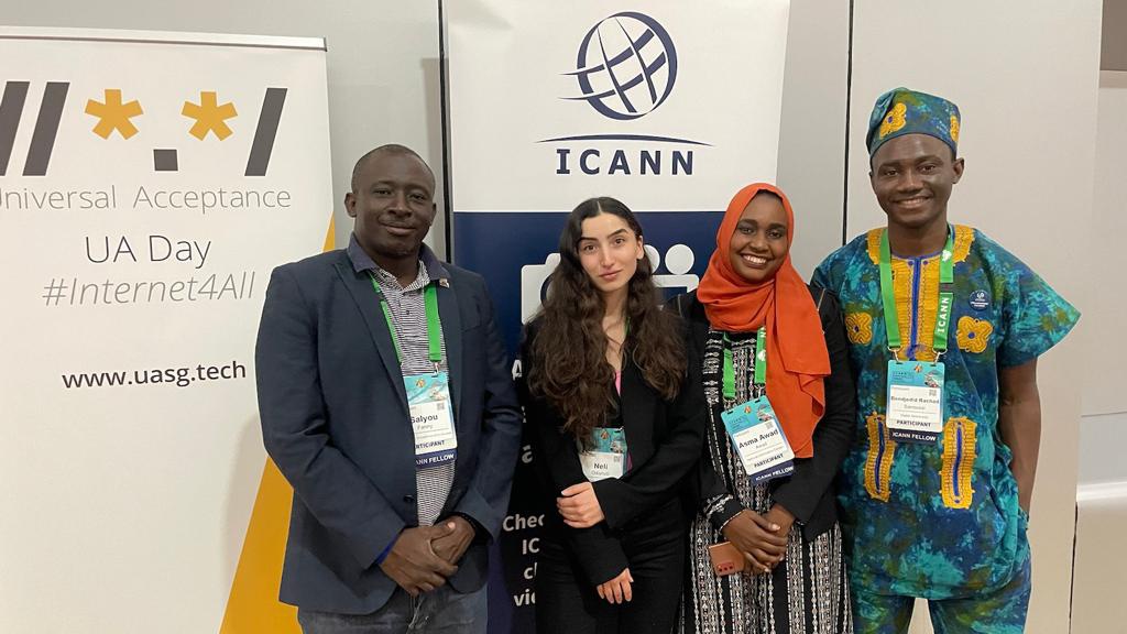 rachadsanoussi's tweet photo. Don't forget to join @ICANNAtLarge SMWG team at the @ICANN engagement booth for some pictures. #Cancun π²π½
#ICANN76 #AtLARGE76 #UA #AskAtLarge #APRALO #AFRALO #EURALO #LACRALO #NARALO https://t.co/cZYR48307m