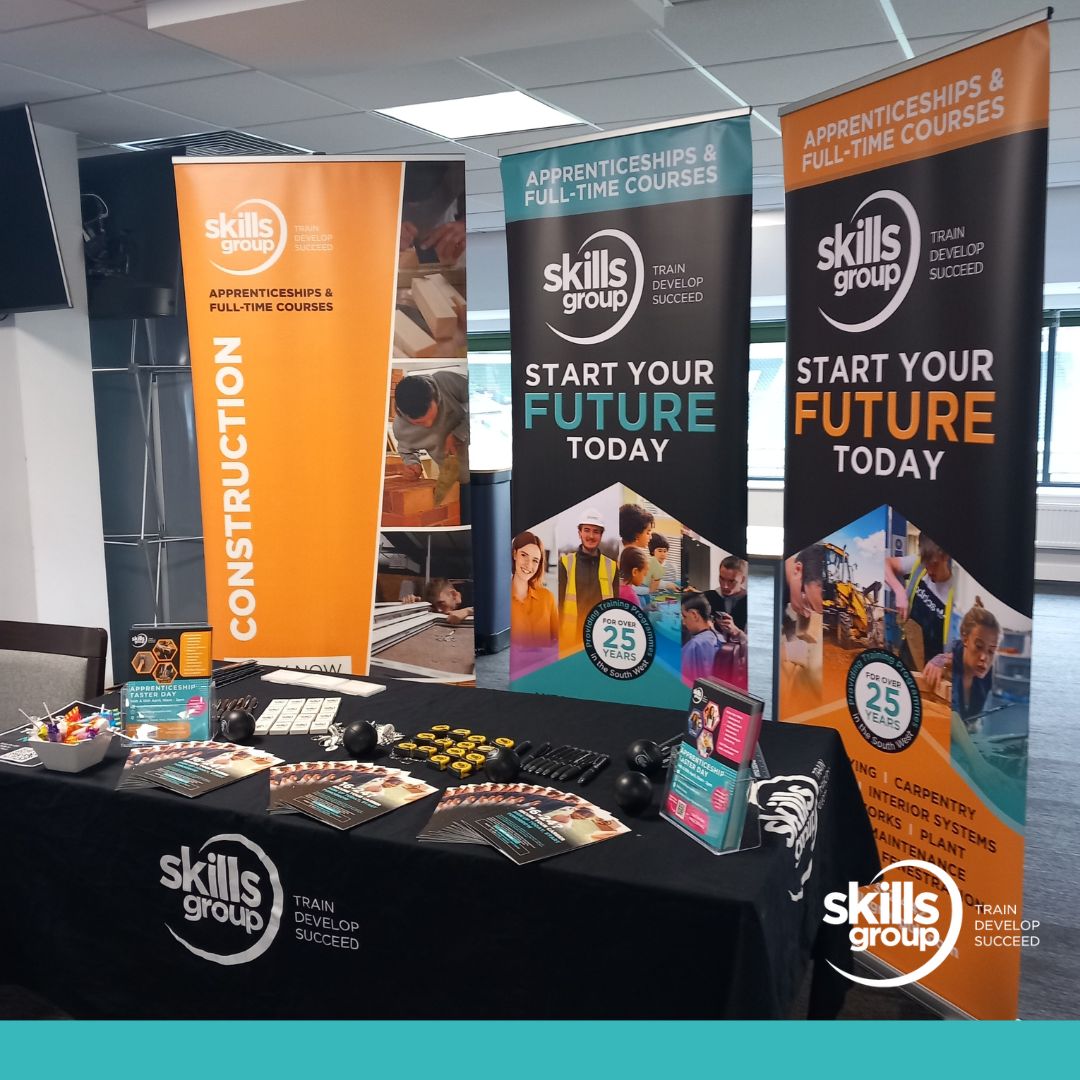 We were at the Early Careers Fair on Saturday and it was great! Thanks to #BuildingPlymouth and Plymouth Manufacturers' Group for organising the event! We got to meet lots of young people who are interested in the Apprenticeships we offer here at Skills Group.

#Apprenticeships