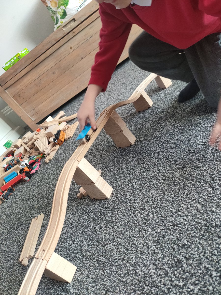 whitee701's tweet photo. @WMPrimaryF1 Stanley has made lots of bridges this afternoon. We also walked over a shadow bridge on the rug! 😍 https://t.co/CaCWMpmkM7
