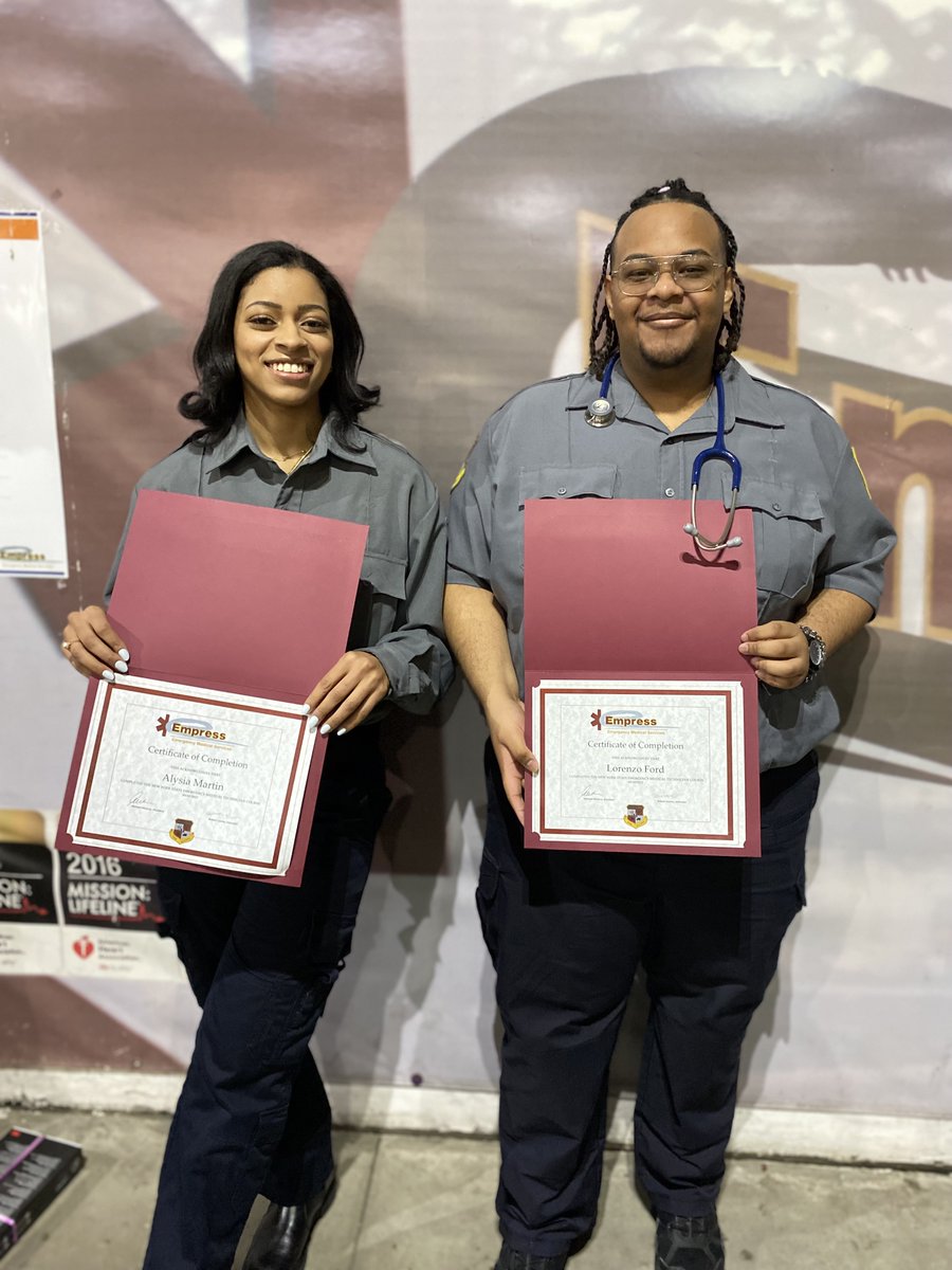 EmpressEMS's tweet image. Congratulations to our Winter EMS Academy on their graduation! We wish the students the best of luck as EMTs for Empress EMS. #EMSAcademy #PaidTraining #EMT