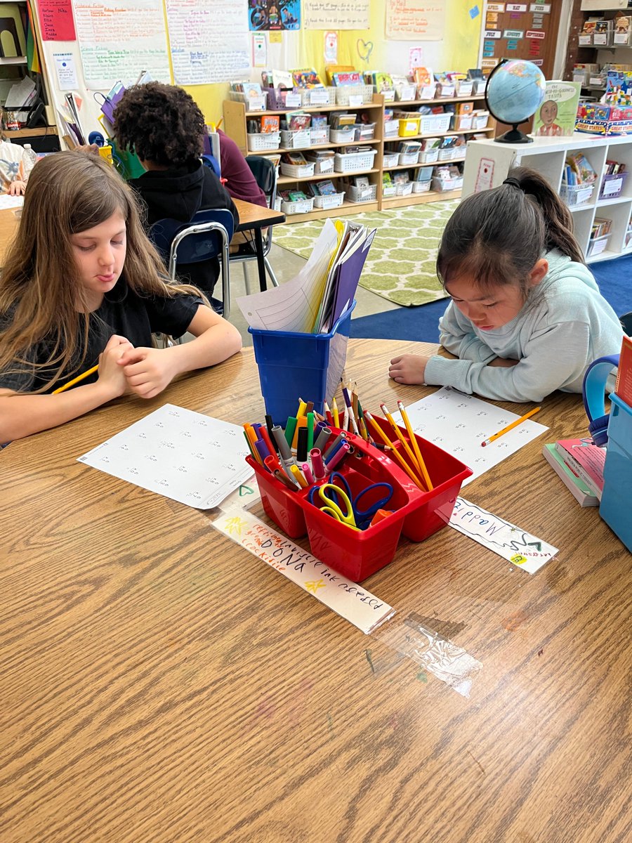 CFStweets's tweet image. Third-grade math students work on practicing math facts.

#cfs3rdand4thgrade #cfsmath #cambridgefriendsschool #quakereducation #cfsgrams