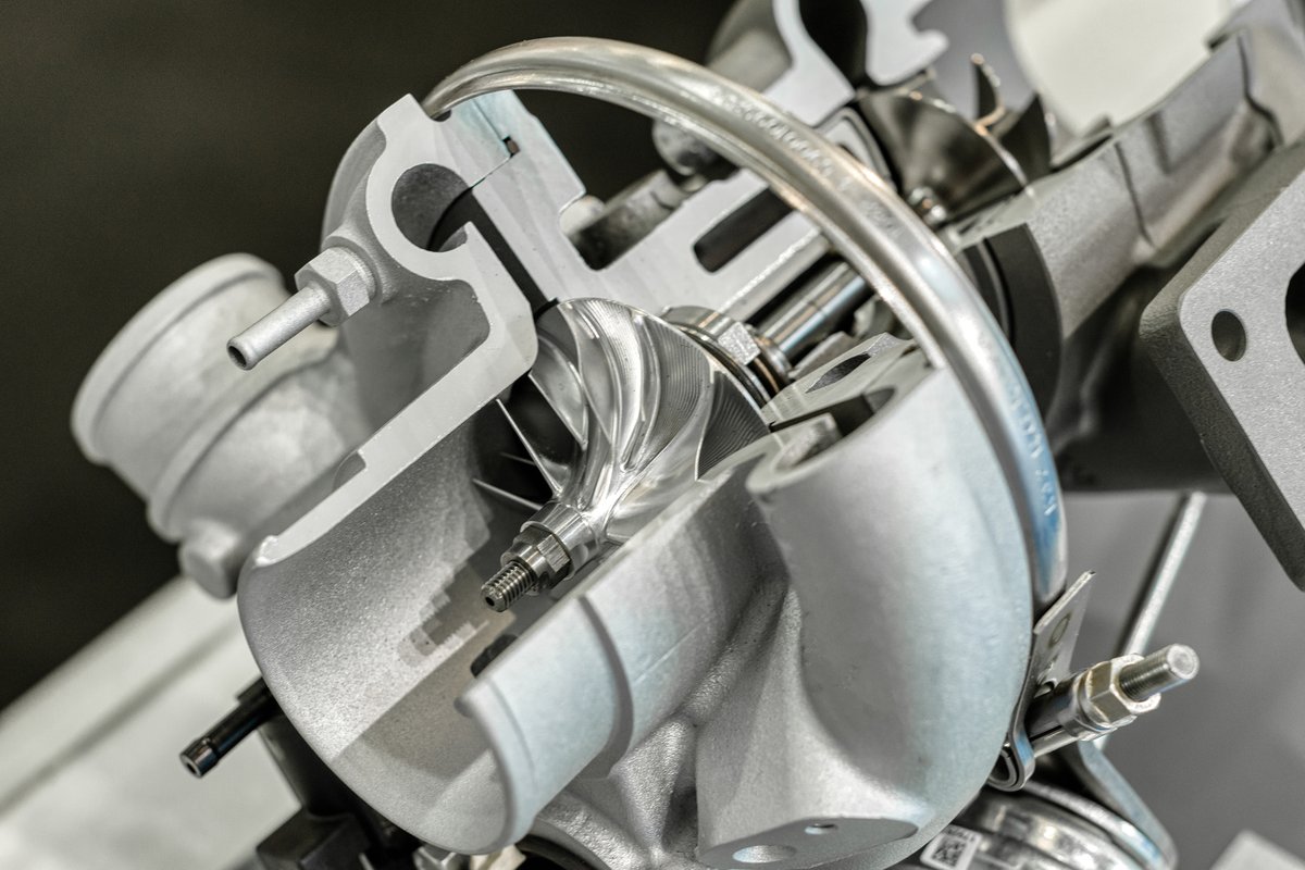 secotools's tweet photo. Pressure to reduce the size and weight of car engines for increased fuel efficiency, coupled with the rise of hybrid cars, has led to a revolution in turbocharger design. 🔥
Read more on how the turbocharger component is evolving👉 https://t.co/30JzzZFVbe
#automotiveindustry https://t.co/o3vUK1kkgu