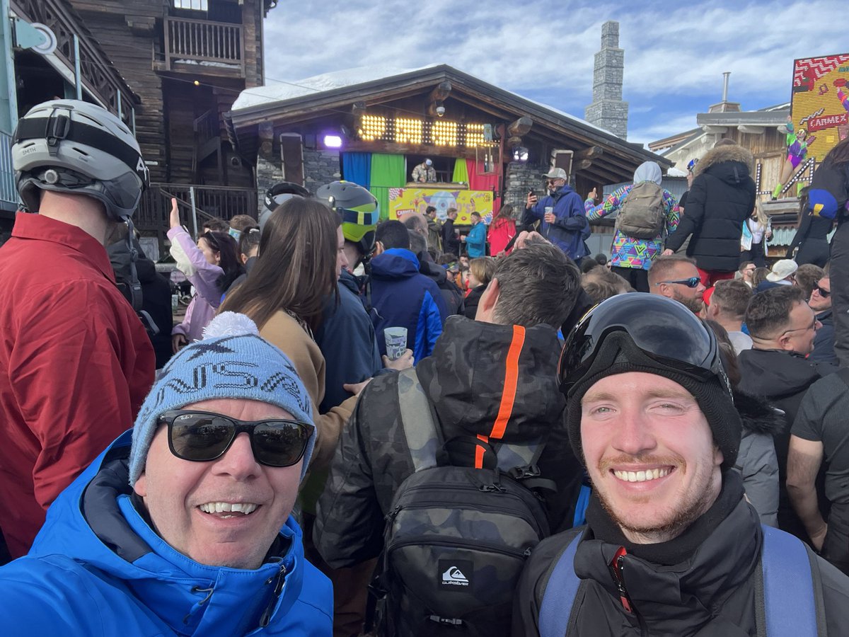 Representing @TransalpinoO at Folie Douce @foliedouceteam yesterday! Great day with @alex_firth2