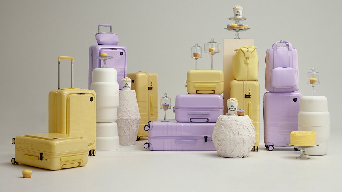 magnoliabakery's tweet photo. It's here! The Magnolia Bakery x @MonosTravel Limited Edition Collection. This very special batch of luggage and bags is designed to add a sprinkle of joy to your travel set. Travel never looked so sweet. 🧳✈️https://t.co/HO6ba6zpEL https://t.co/BzhGZTRVpq