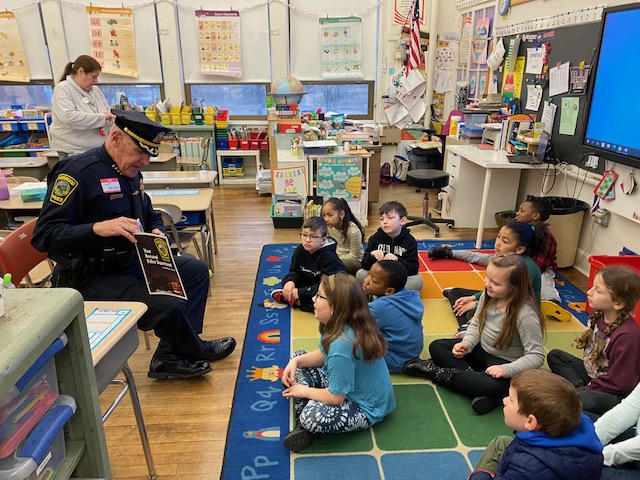 Duffy3C's tweet photo. "Balch Guest Reader Event" celebrating National Reading Month - March 14, 2023.
Thank You so much to our NPS staff and Community Leaders for joining us today. https://t.co/0xb01pL2Dg