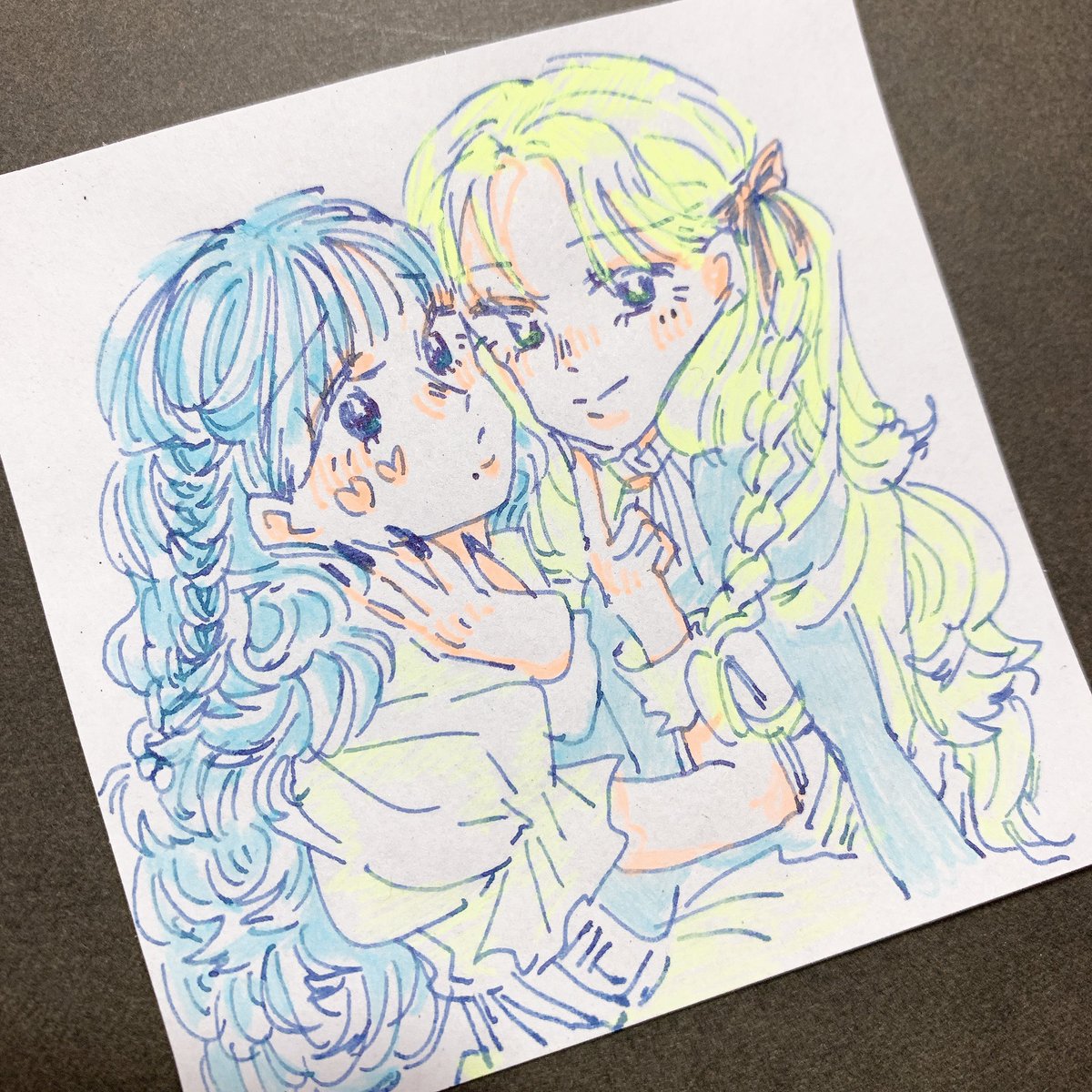 creator01223's tweet photo. 💙💛 https://t.co/j6puZvrqFk