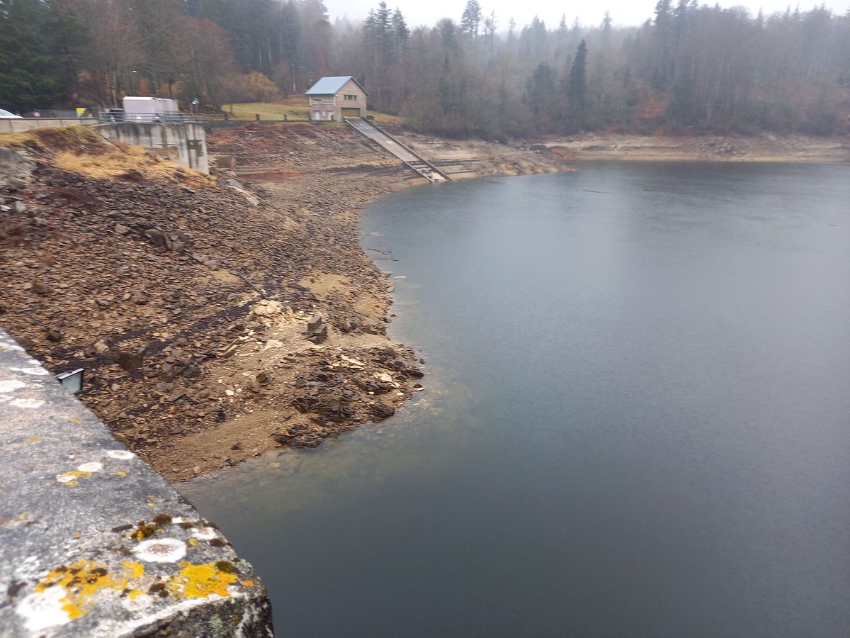 DÉFICIT EN EAU - Une situation inédite qui oblige les acteurs concernés à revoir leur stratégie en matière de gestion de la ressource.  

letarnlibre.com/penurie-deau-u…