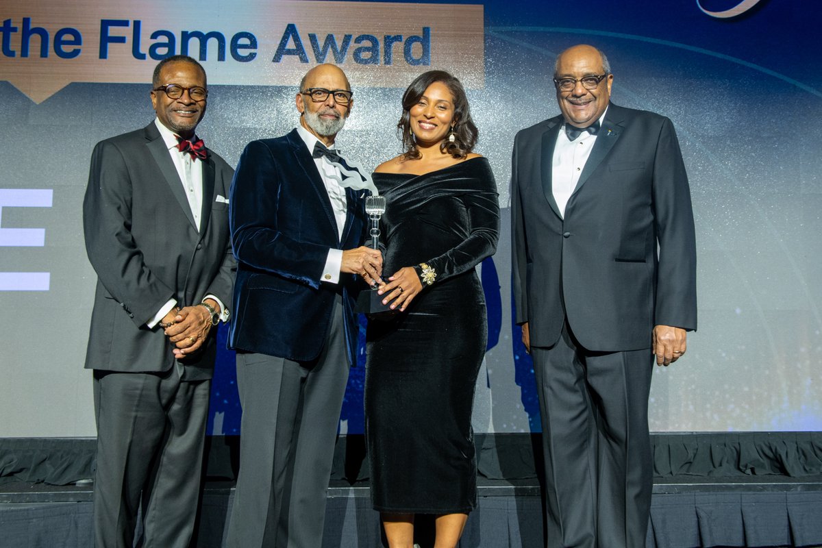 UNCF tweet media