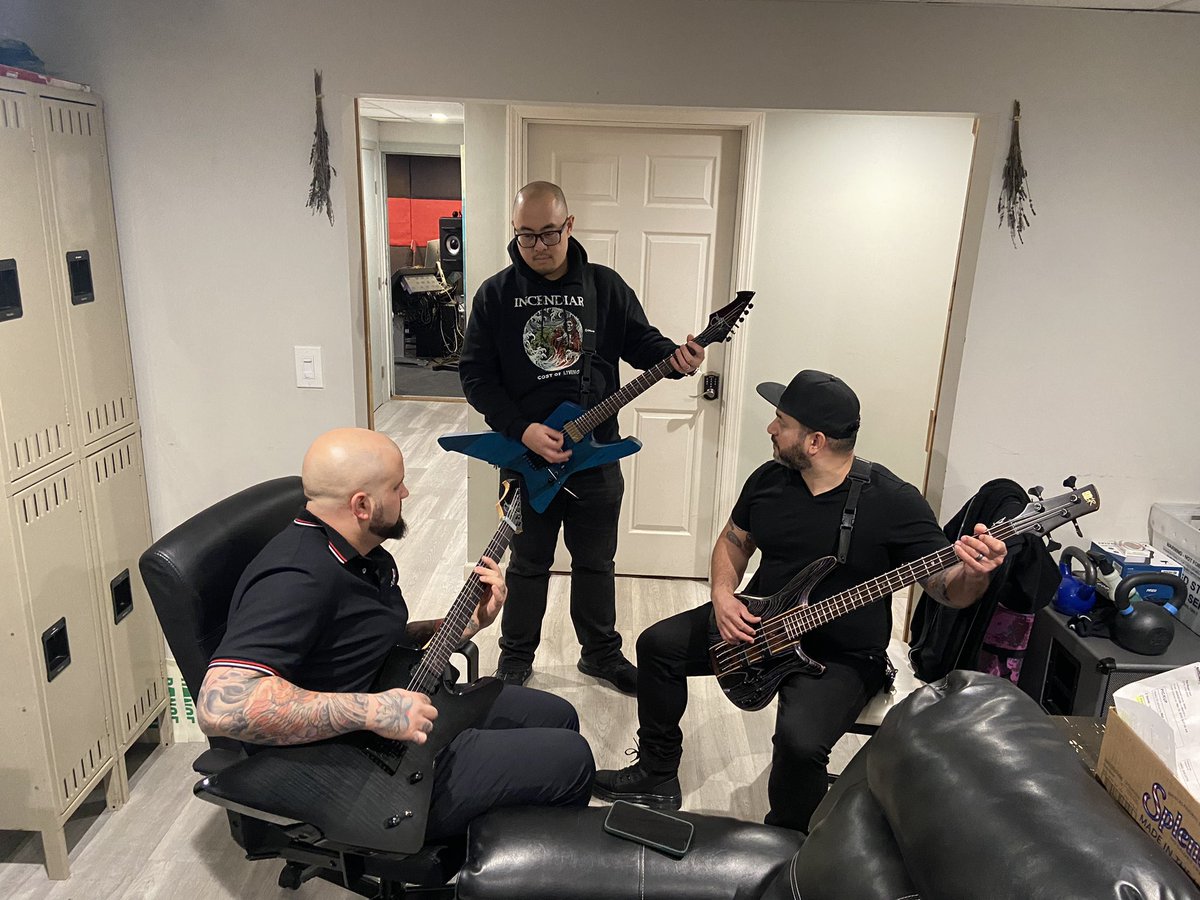 lossbecomes's tweet image. This weekend we tightened up our set list for our upcoming shows. We have a lot of new songs on the list. Are we seeing you?!

#lossbecomes #metal #metalband #metalmusic #newmusic