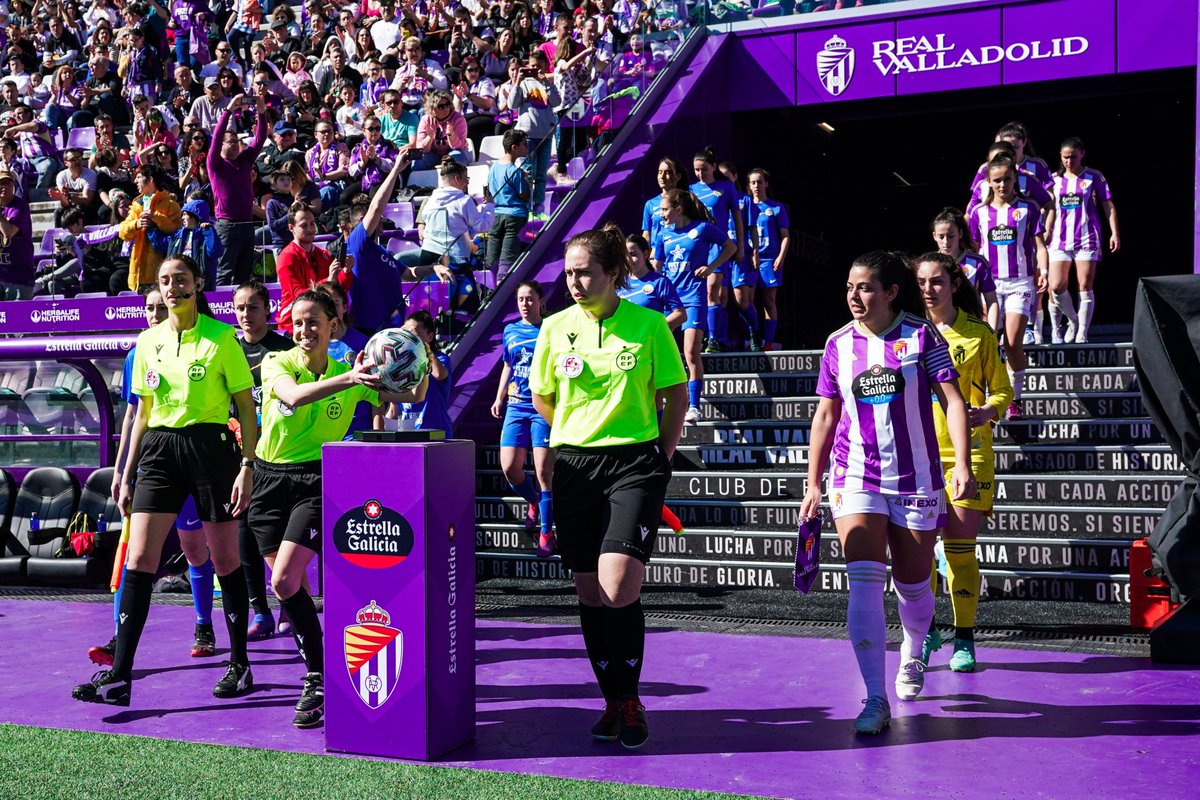 RVfemenino's tweet photo. No fue un domingo cualquiera. 
Hace 48 horas vivimos un momento 𝙄𝙉𝙊𝙇𝙑𝙄𝘿𝘼𝘽𝙇𝙀. 💜🏟️ https://t.co/JLn4VZg0F1