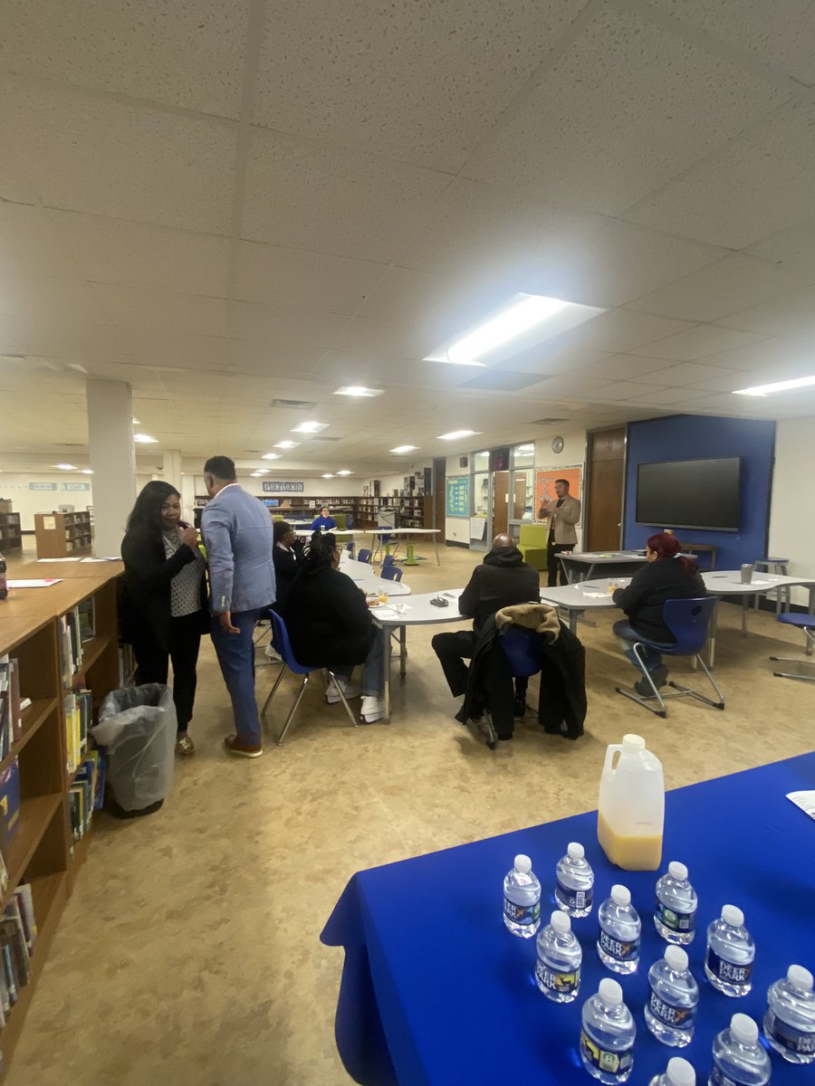 Dr. Robin Finberg tweet media