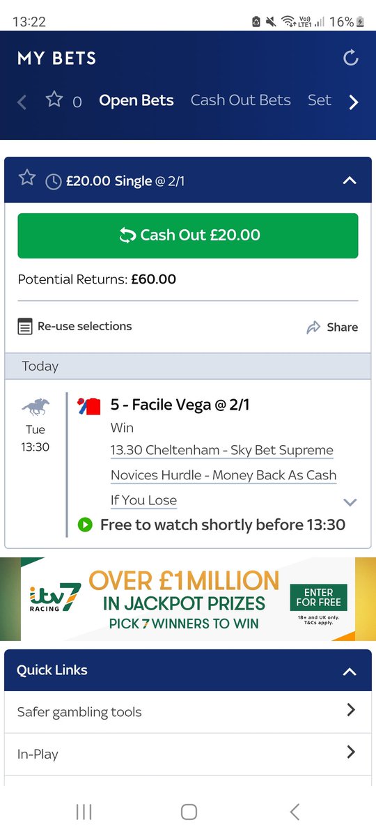 DelChantelle's tweet photo. @WillieDee @FishkieOvSWales @SkyBet Decided to give fav another chance https://t.co/SEfxKIjBBF