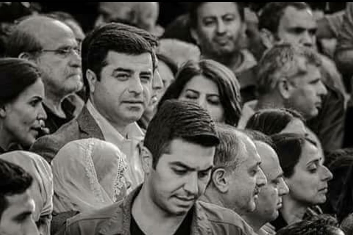 Baran_Beg_'s tweet photo. Emretmeden yönetebiliyorsanız
lidersiniz demektir.
#HDPye
#Hdplilertakiplesiyor https://t.co/3O705WVHz1