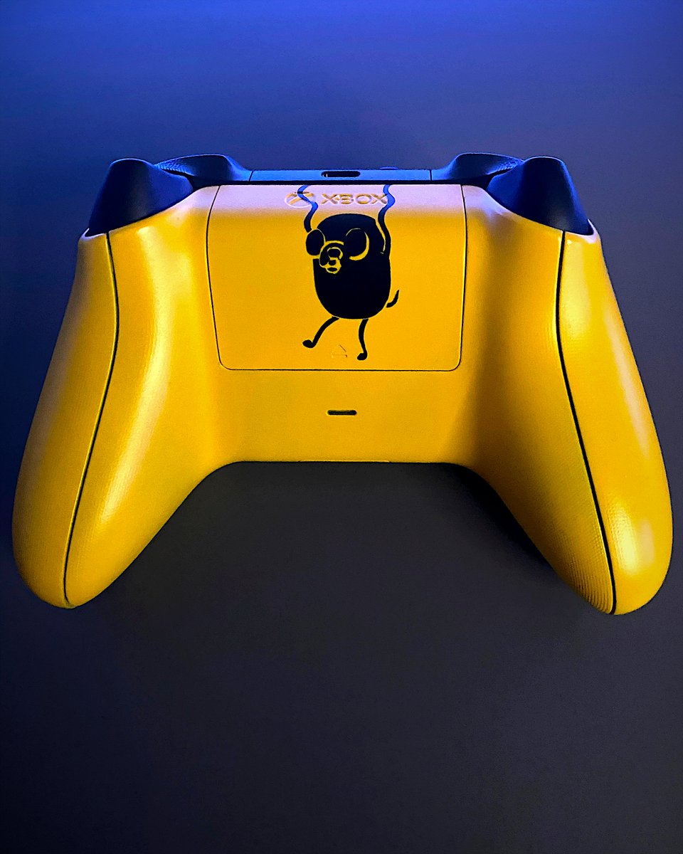 modest_designs_'s tweet image. Jake the Dog Xbox Series Controller

#custompaint #customart #customxboxcontroller #xboxcontroller #xbox #gamingmods #customcontroller #customgamingsetup #jakethedog #adventuretime #multiversus