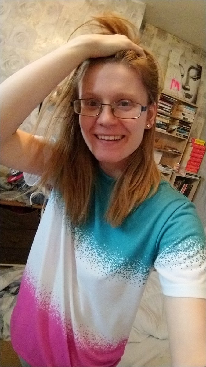 My motivational advice for you today is that when you feel an emotion, you don't have to try and run away from it.  It's good to just sit and feel it. Emotions teach us lessons about ourselves and the world if you are willing to learn.
#TuesdayThoughts #mentalhealth #tuesdayvibes