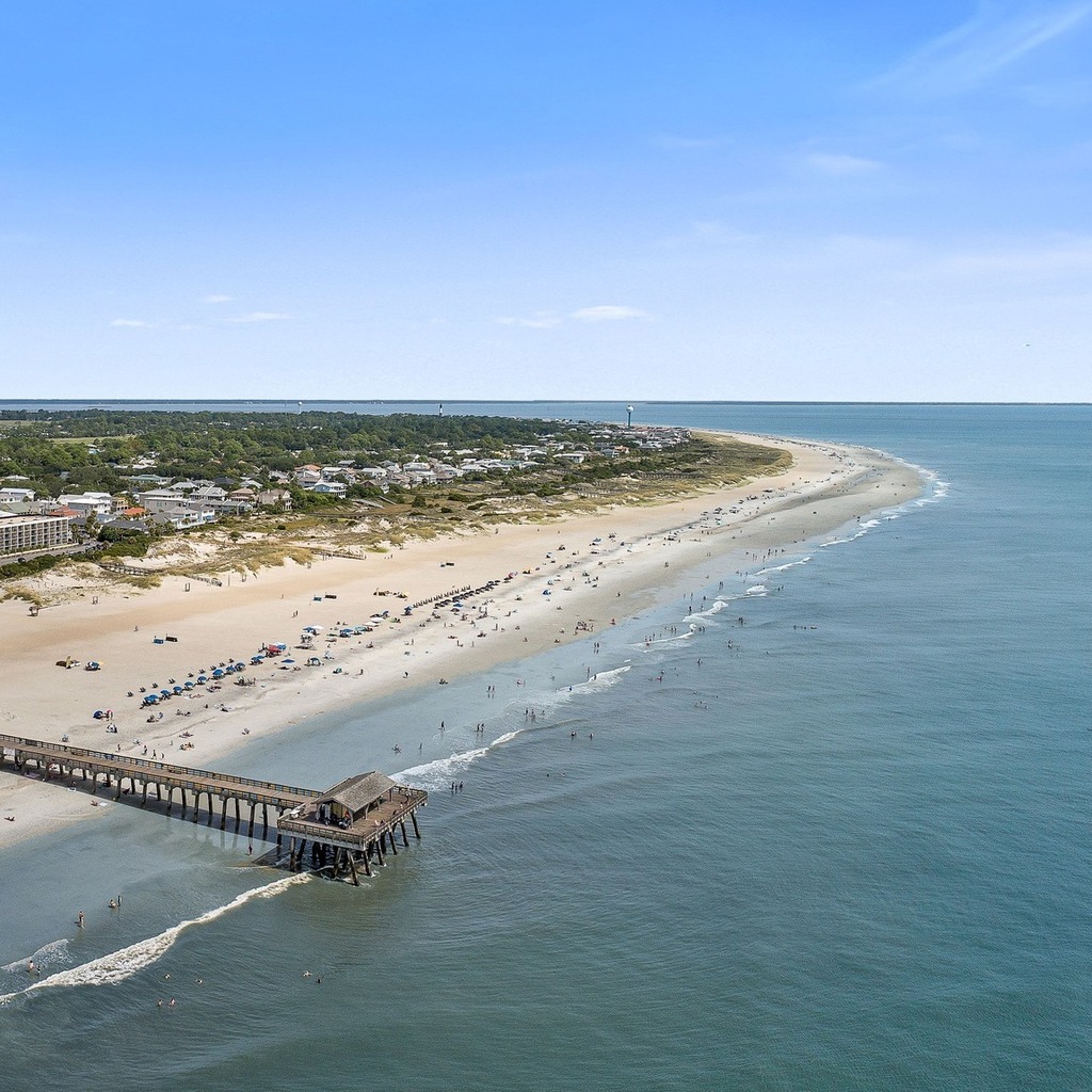 VisitTybee's tweet photo. Come forget all your troubles on Tybee Time. #VisitTybee [📸@stayontybee]
.
.
.
#tybeeisland #tybee #tybeebeach #savannahsbeach #tybeeislandbeach #exploregeorgia #whattodoontybee #beachlife #coastalgeorgia #whattodoinsavannah #tybeelivin https://t.co/OhkTNFgc2l