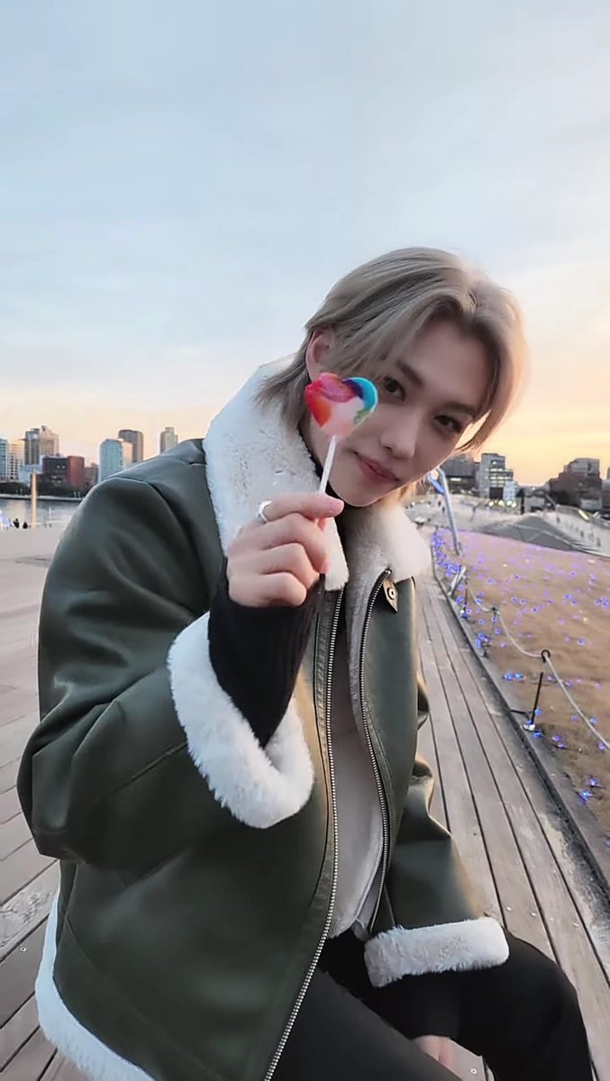 ZoneStraykids's tweet photo. https://t.co/wa7MhplkVX