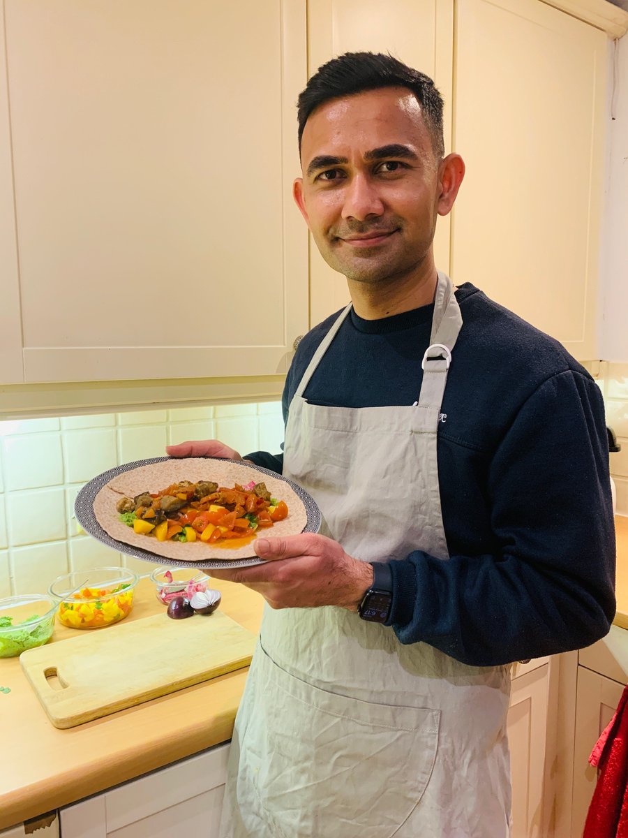 Be Your Best has partnered with Gordon Ramsay Academy to offer free online cooking workshops for BYB families. Yesterday we made Mexican Pulled Chicken! Sachet from Be Your Best also joined in and made a vegetarian version with aubergine. #GordonRamsayAcademy #BeYourBest