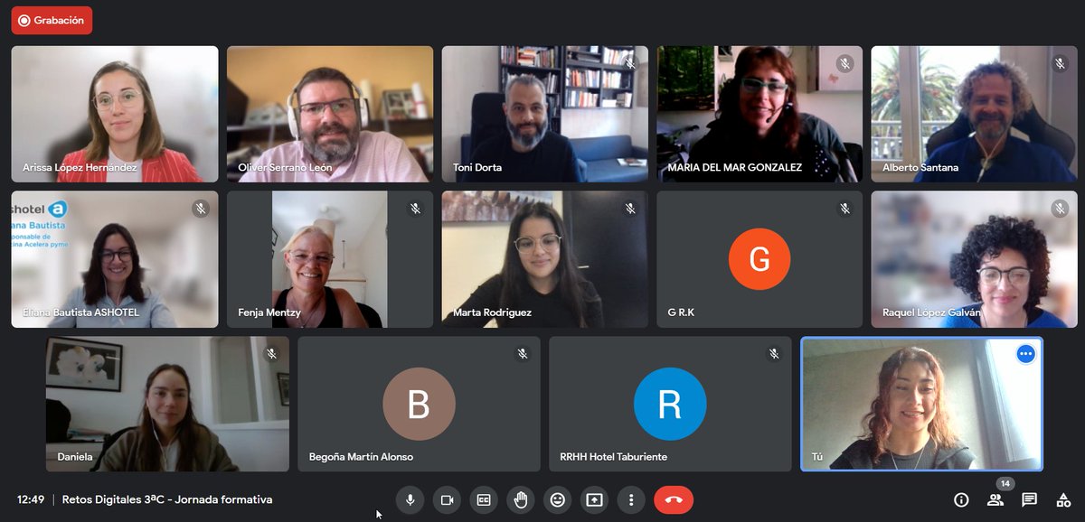 Ashotel's tweet photo. #OAPYME 👩‍💻Hoy celebramos sesión formativa de la 3ª edición de #RetosDigitales, de la Oficina #Acelerapyme de #Ashotel.

👏Gracias a @albertojsantana @ToniDorta y @oliverserrano por compartir su conocimiento y a @planb_group por el magnifico trabajo de apoyo. 

@redpuntoes #FEDER https://t.co/kjQfbJmpHn