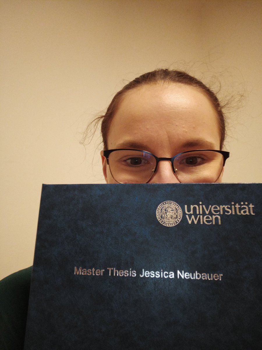 Biolojess's tweet photo. I am now not only Master of Dungeons (and the occasional Dragon), but also of Science! https://t.co/mK36ZoUJd8