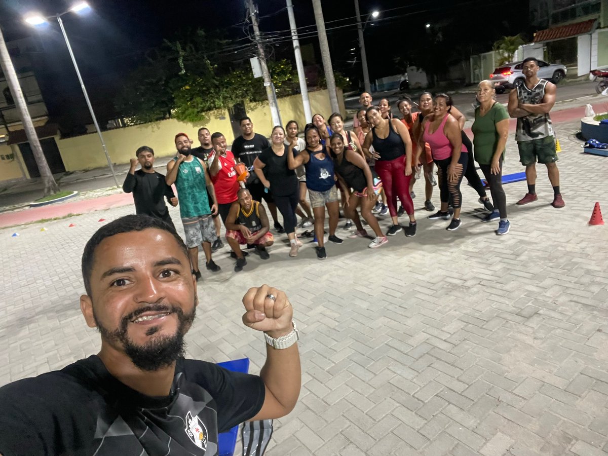 NeuerAlan's tweet photo. 💪🏾 AM FUNCIONAL 💪🏾

Cada segundo de esforço vale a pena. Força!

#amfuncional #atividadefisica #mudançadevida #mudancadehabito #qualidadedevida #exercicios #exerciciofisico #unesa #estacio #funcional #coach #crosstraining #crosskid #cross #esforço #treinamento #foco #projeto https://t.co/bVWIndRgo6