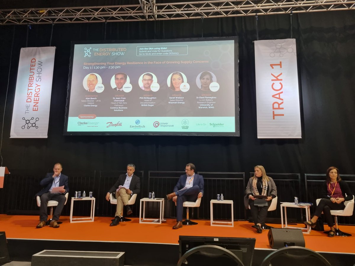 CentricaSoln_UK's tweet image. Join us on Track 1 now! Dr Jean-Yves Cherruault, Head of Net Zero pathways at @CentricaSoln_NL is participating on a panel discussion around &apos;Strengthening Your Energy Resilience in the Face of Growing Supply Concerns&apos;

#DES2023 #DistributedEnergy #TheDistributedEnergyShow