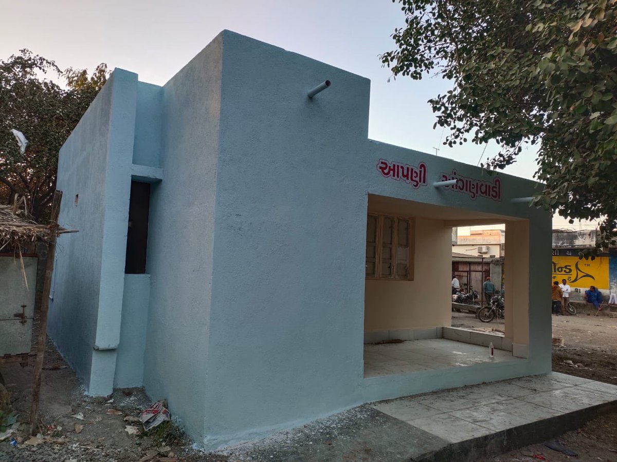 DdoJunagadh's tweet photo. આજરોજ માળીયા તાલુકાના ગાંગેચા ગામમાં આંગણવાડી કેન્દ્રનું લોકાર્પણ કરવામાં આવ્યું.આ આંગણવાડી થકી બાળકોને સુરક્ષિત તેમજ આરોગ્યપ્રદ વાતાવરણ મળી રહેશે.@CMOGuj @RaghavjiPatel @BhanubenMLA @bachubhaikhabad @nirala_kk @MilindTorawane @MinistryWCD @WCDGujarat @InfoGujarat @DDNewsGujarati https://t.co/BKWzWGNmYl