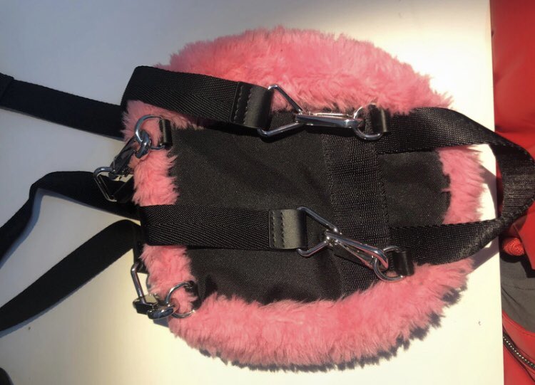 Juliamdax's tweet photo. Tambn vendo esta moxilita bimba y lola tan linda 😋 https://t.co/mWIbZeB160