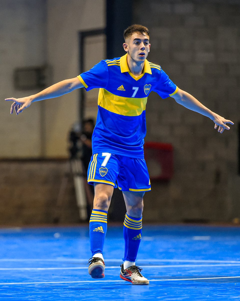 Ezequiel tweet media