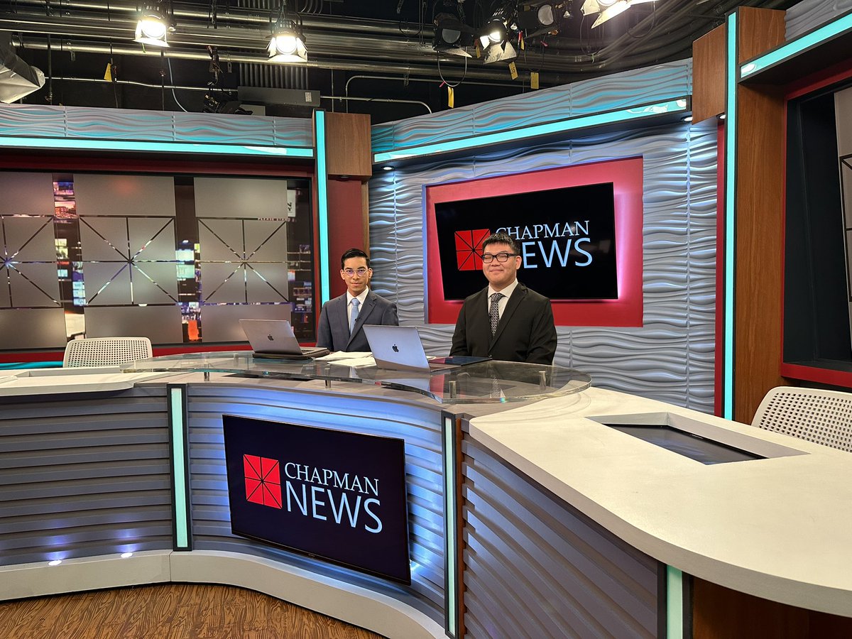 About to be my first time anchoring with <a href="/luisavilanews/">Luis Avila</a>! We’re live at 1PM at chapmannews.tv! #305tweets