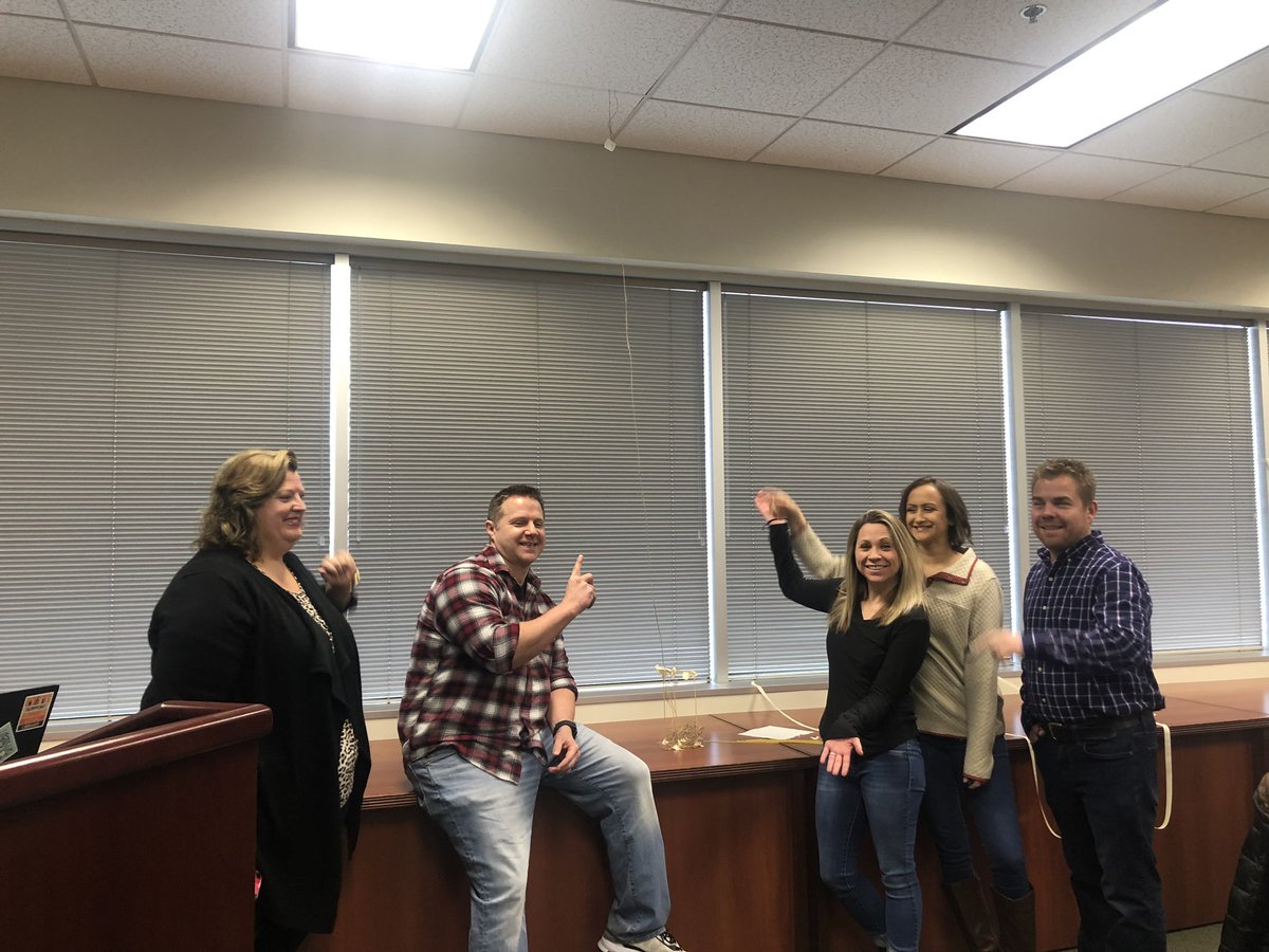 McKinleyDianne's tweet image. April Connelley had another fantastic day with administrators at @EastCentralESC!

They had some fun training-the-trainer and also thought about team building in relationship to curriculum mapping. 
#curriculumdevelopment #curriculummapping #educationalleadership #indianaschools