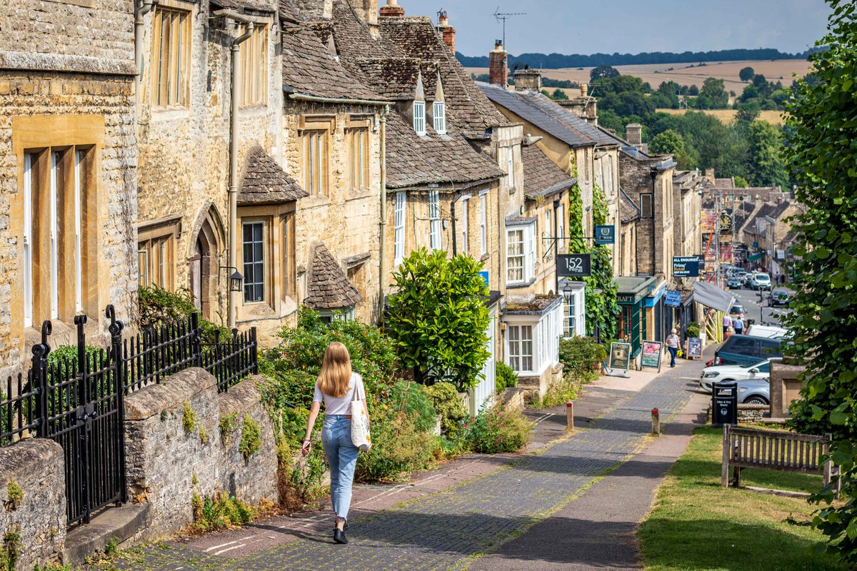 With its picture postcard villages and foodie destinations as far as the eye can see, it’s no wonder The Cotswolds is a favourite with discerning food lovers. Check out our top picks for a foodie adventure with style... bit.ly/41JblbE