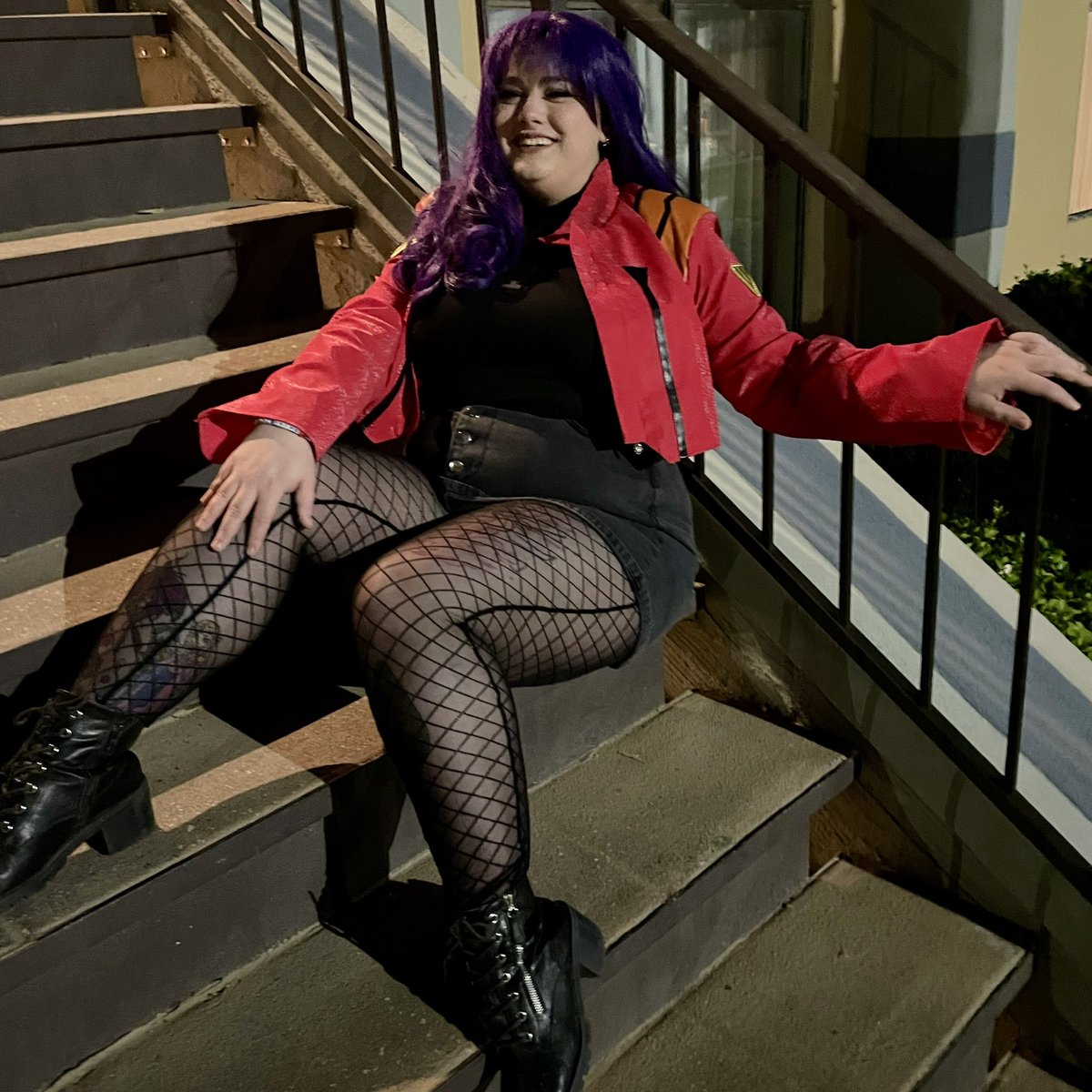 sheepscribbles's tweet image. Fun impromptu stair photos
#misato #plussizecosplayer #newcosplayer #evacosplay
