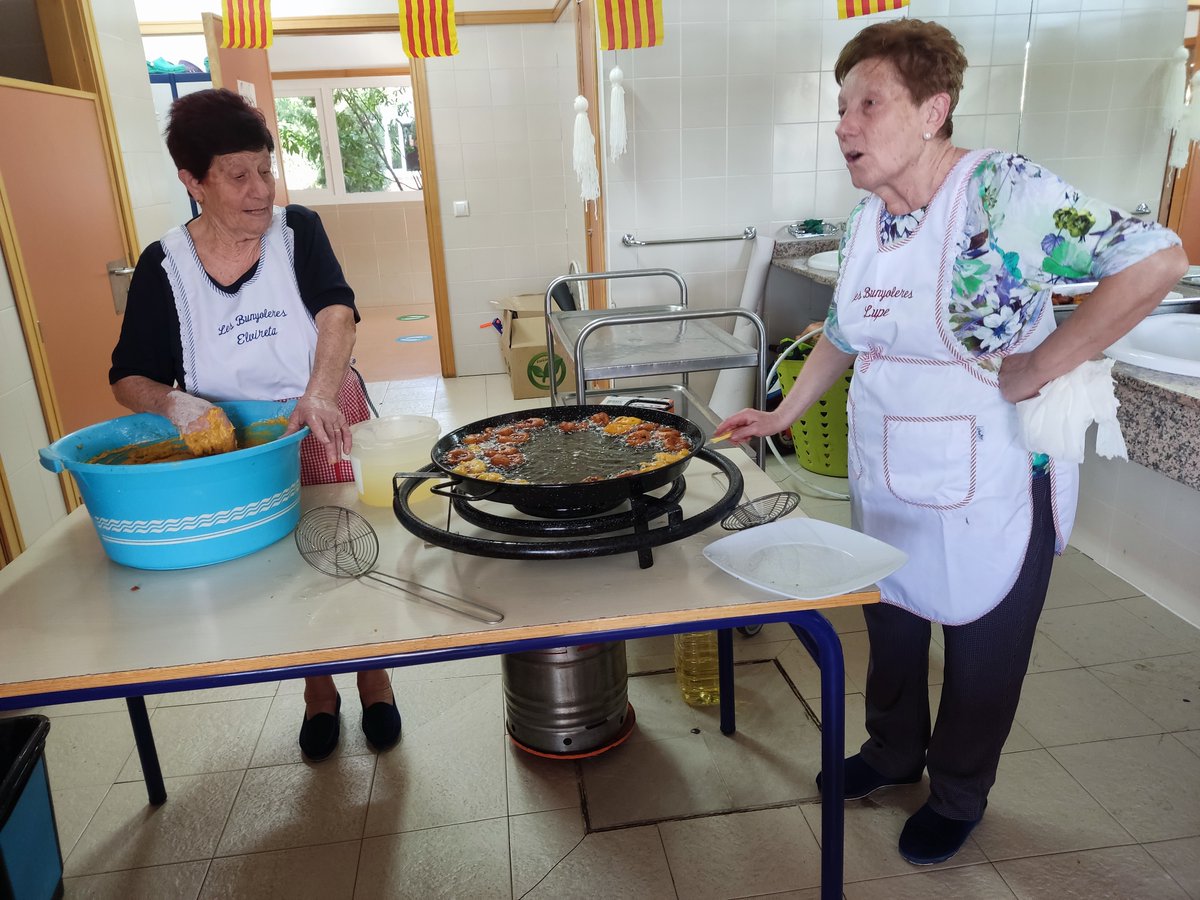 Com cada any, els tradicionals bunyols de carabassa!!! Bonissims😊🧑‍🍳
Setmana fallera🧨