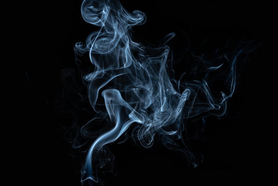 GlasgowCC's tweet photo. 📣 Glasgow City Council is calling for a ban on the sale of single-use vapes amid growing health &amp; environmental concerns.

Full info 👉 https://t.co/GdhHvk14eu #vapes https://t.co/39So28rZQi
