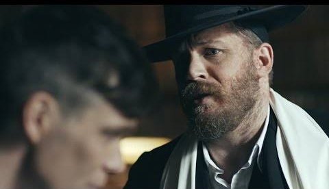 Bir süreliğine yalnız kalmak tehlikelidir ve bağımlılık yapar. Çünkü ne kadar huzurlu olduğunu görünce artık insanlarla uğraşmak istemiyorsun. 

Tom Hardy