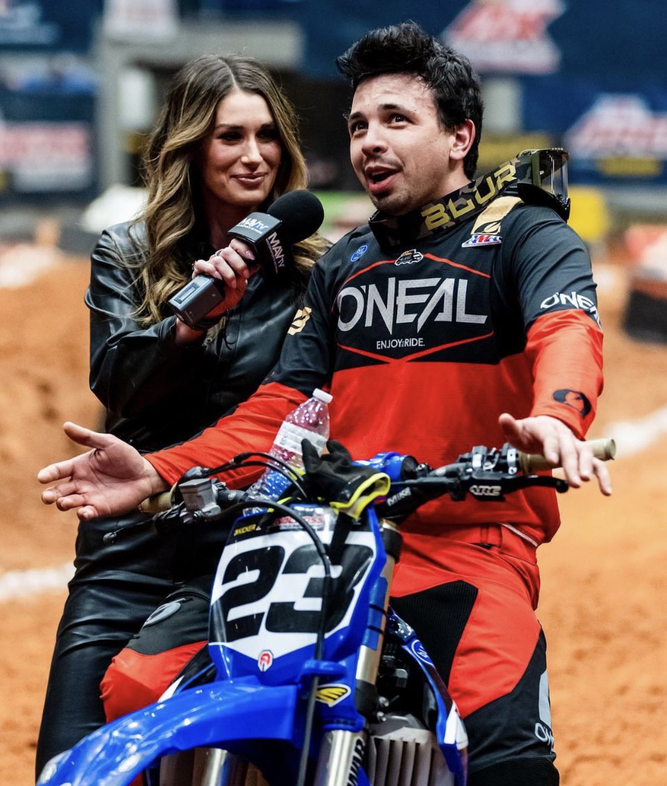RACER_Network's tweet photo. "Kristin, it's simple, really. All people need to do is tune in LIVE on Friday nights! Grab some friends & make it a party... #Arenacross, #FridayNightLive on #MAVTV!"
There's only 3 more weekends of this series, so no time to waste!
#TwoWheelTuesday #2WheelTuesday https://t.co/jszRuCQydM