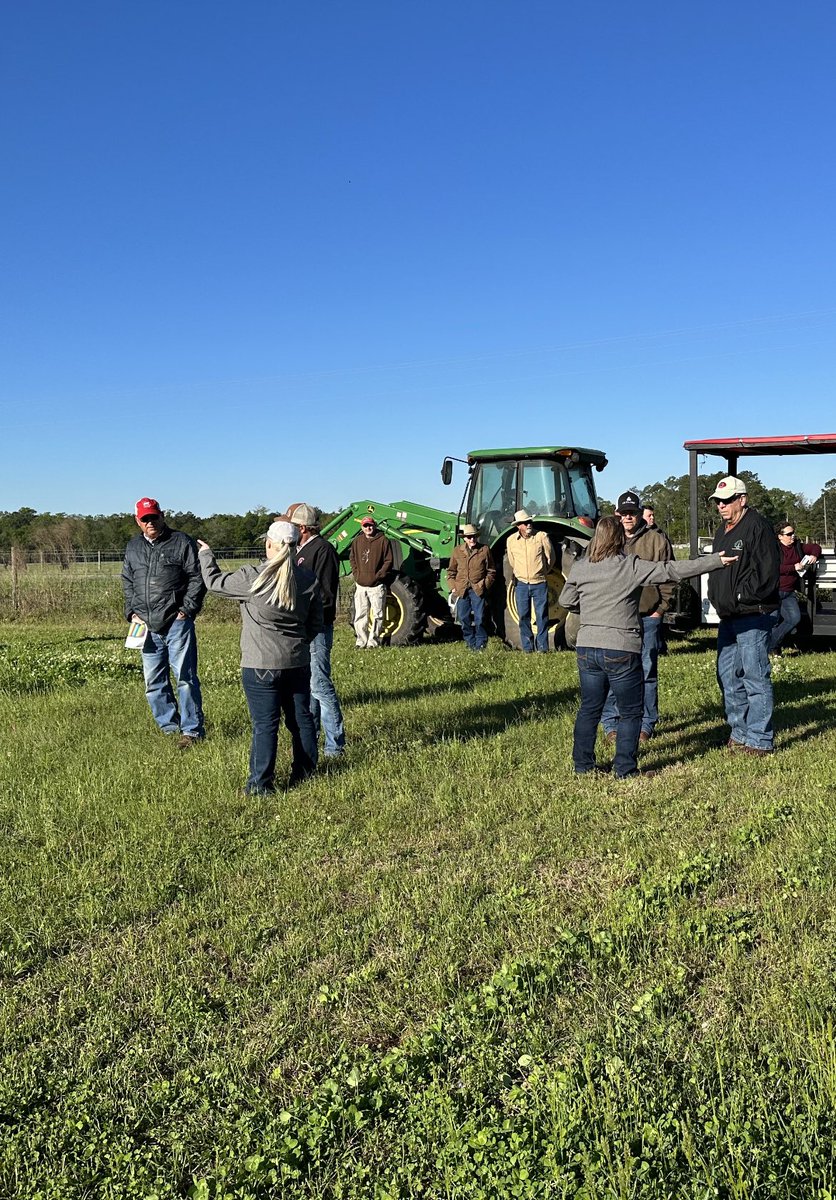 Jennifer Tucker tweet media