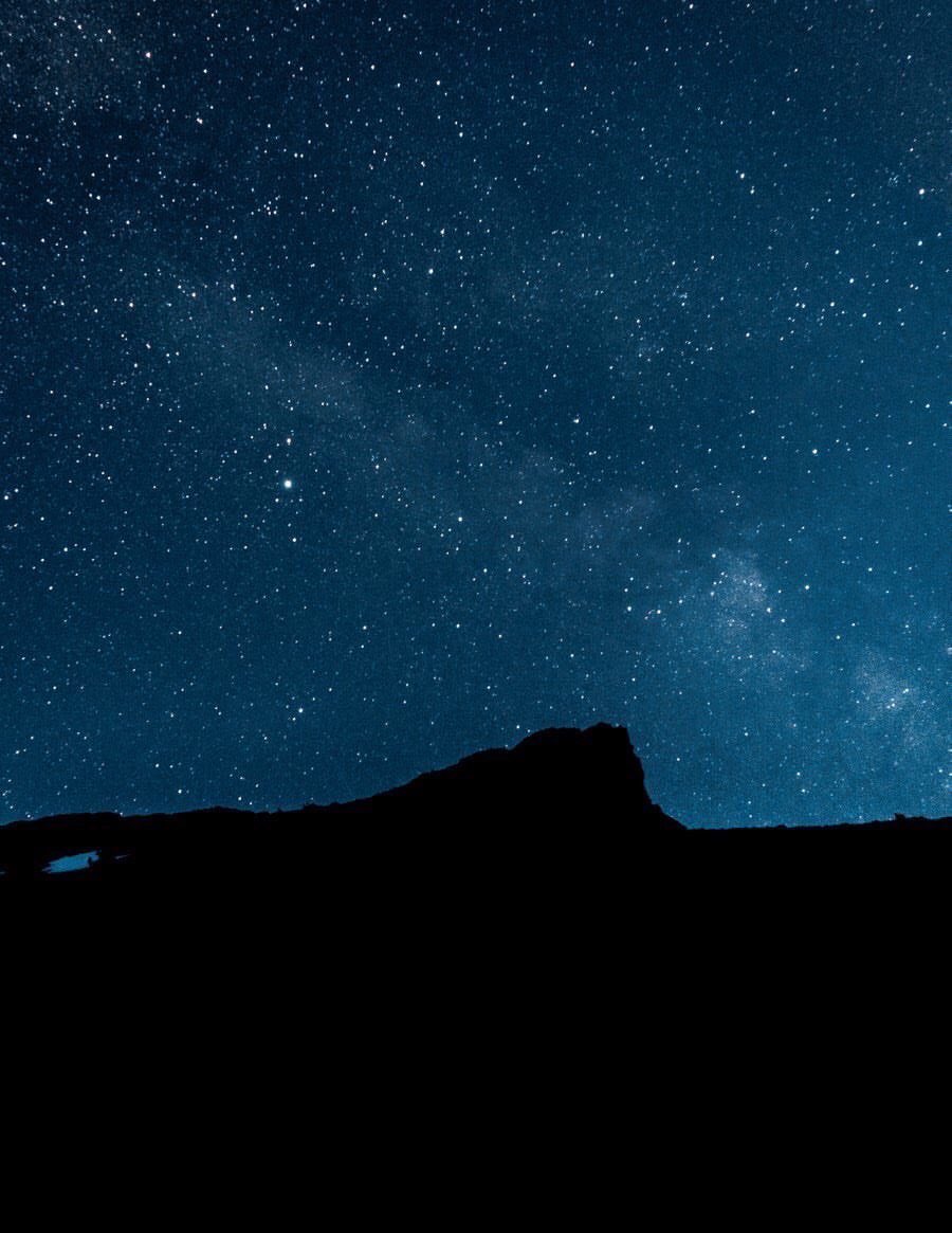 summitseeker196's tweet photo. The milky way as seen from Table Mountain summit. Can’t wait to get back up there again soon 😍 #travelalberta #explorethepass https://t.co/7H7s4HwCtx