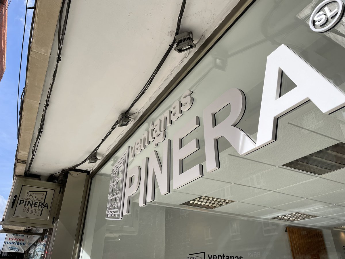 ventanaspinera's tweet photo. Nuestra exposición en Avd Costa, 95 poco a poco va cogiendo forma

Muy pronto os iremos enseñando #cosines

#Ventanas #PVC #Aluminio #ARPT #CarpinteriaPVC #premarco #madera #obranueva #obra #CarpinteriaARPT #Gijon #Asturias #calidad #seriedad https://t.co/SOBDthQCeq