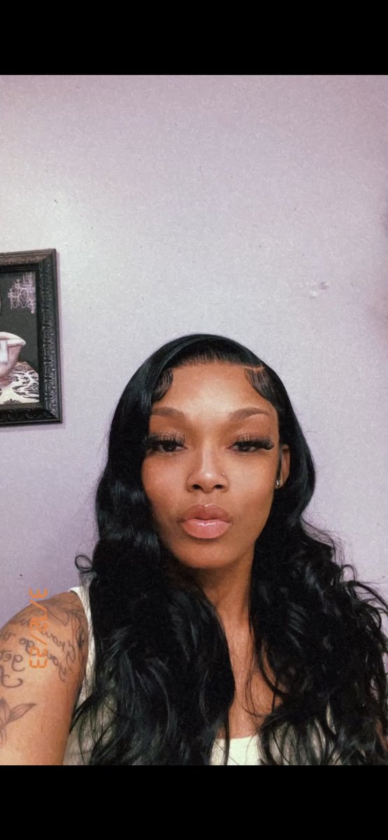 myskinnno's tweet photo. Angel face but I give em hell 😍 https://t.co/0uP4FKShZ0