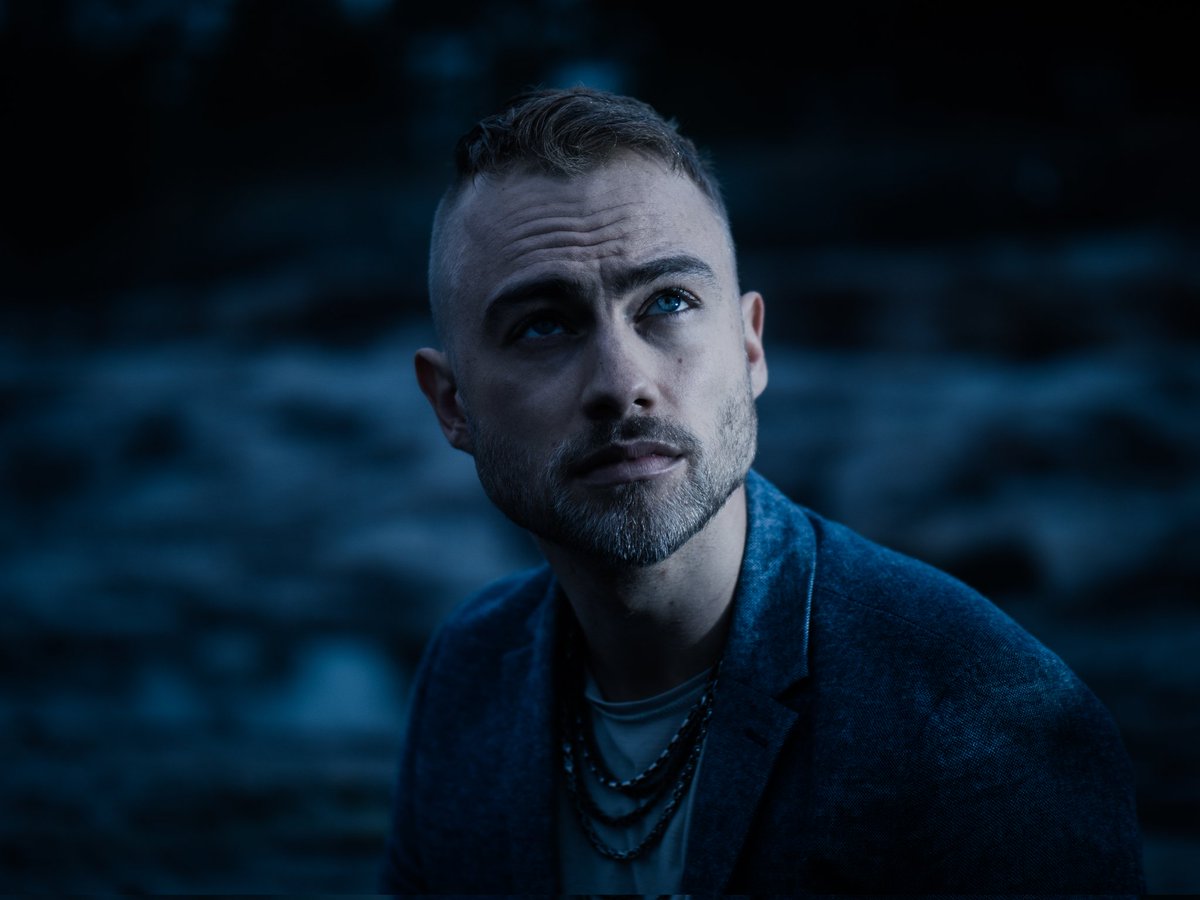 SkardeLine's tweet photo. Away - A Way. One word is what happened to you. One word is what it gave to me...
A Way - 16/03/23
Pre-save now
#skardeline #away #changeourlives #singleannouncement #newsingle #fourthchapter #nightphotography #latenightthoughts https://t.co/4LZwXeO3qa