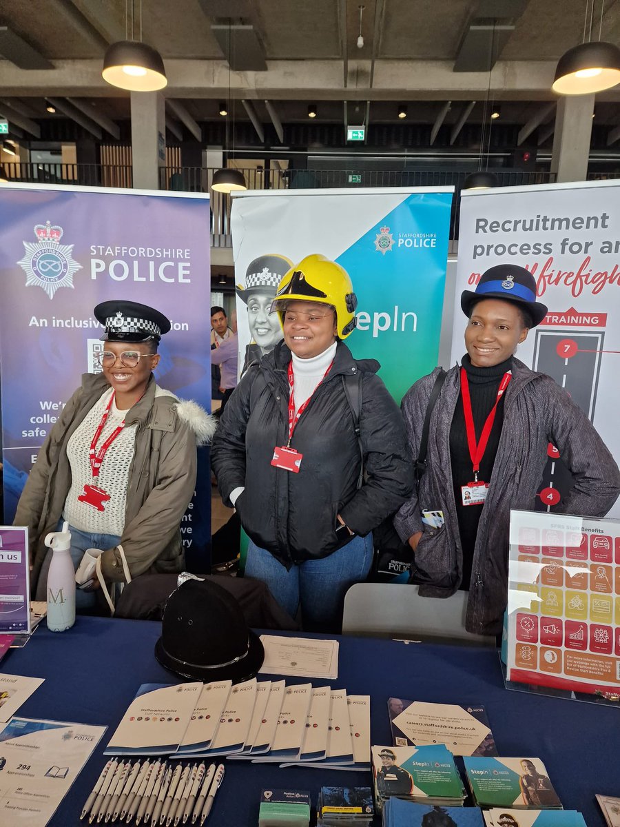 SFRSPosAction's tweet photo. @SFRSPosAction @StaffsFire and @StaffsPosAction @StaffsPolice attended a very busy #careers event today @StaffsUni #futuregenerations #firefighter #fireservicecareers #inspiring #students #notjustajob @WFSUK1 #policecareers #apprenticeships #recruiting https://t.co/uS6o3Nd4Wx