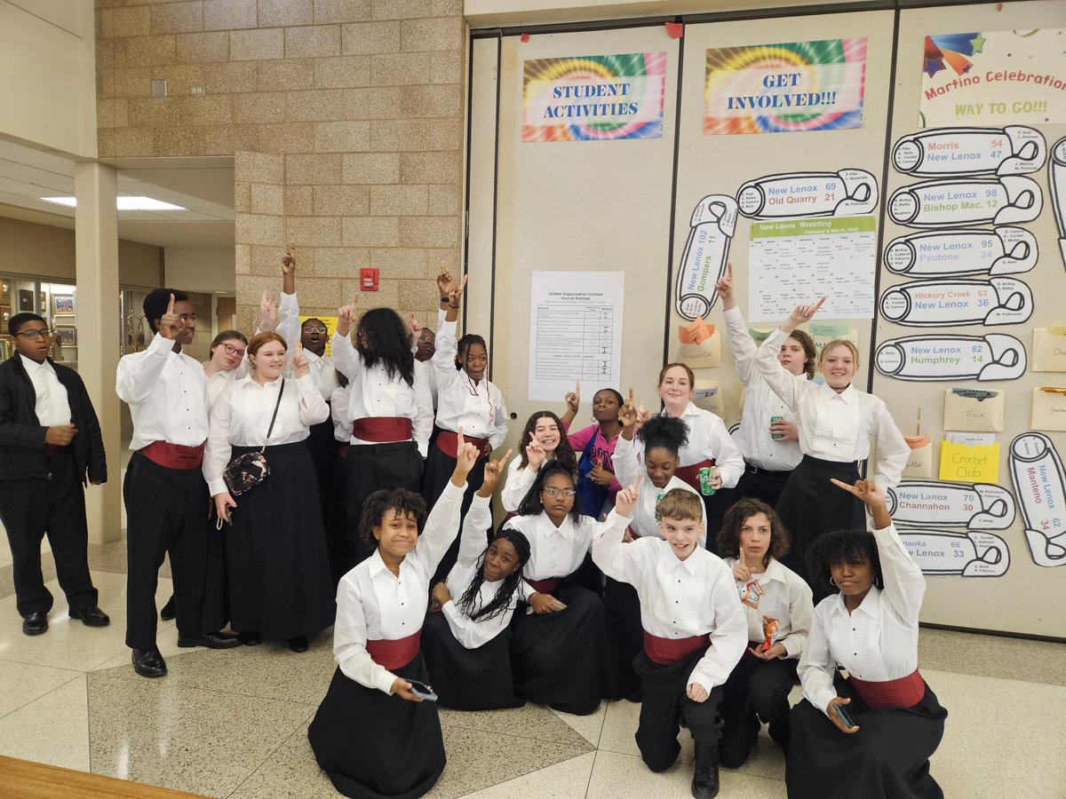 Homewood153's tweet photo. There's more good news to share from this past weekend—Division 1 ratings for both the James Hart Band and Orchestra at the Illinois Grade School Music Association Organization contest! Congratulations, Panthers! #153Proud https://t.co/NK3f4l25ib