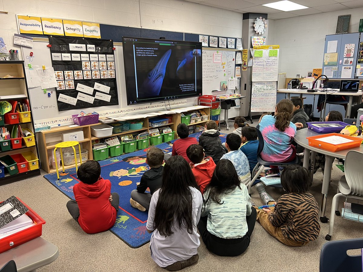 4th graders learning about being a Nonfiction author from Kevin Kurtz! Thank you <a href="/tfee_troy/">TFEE</a> for getting us new nonfiction books for classroom libraries and <a href="/HamiltonTroyPTA/">Hamilton Troy PTA</a> for bringing Mr. Kurtz to our school (virtually) today and tomorrow!! Hamilton Hawks are Wild About Books!