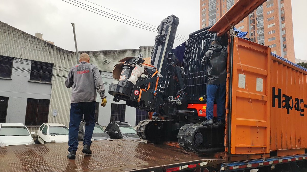 mgmining's tweet image. Iniciando el start up de piloteadora Tescar CF3S Plus EVO Vendida en Colombia. Cliente satisfecho con #mgmining contáctenos en mgmining.com #mgmining #piloteadora #tescarcolombia #piloteadora