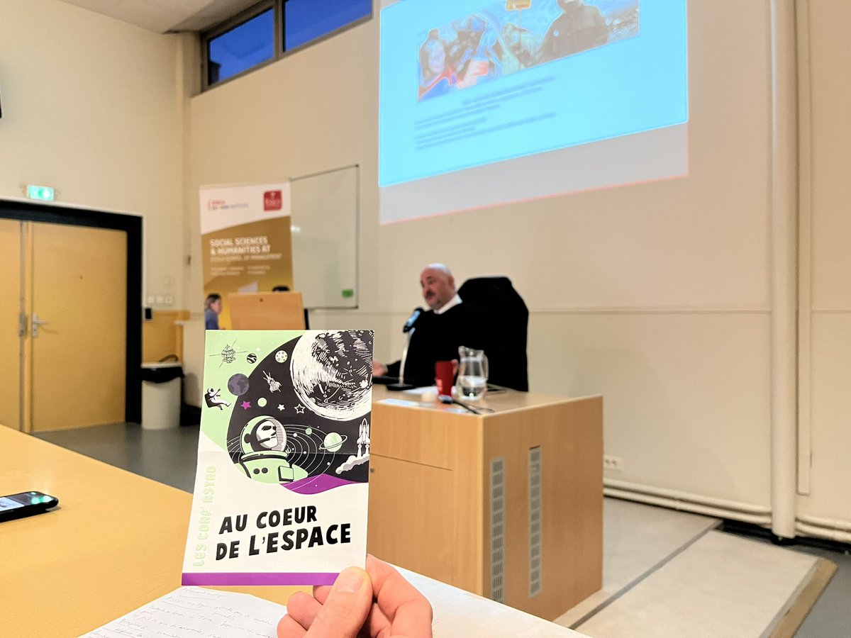 ESSCA EU*Asia Institute (@essca_eu_asia) on Twitter photo Ce soir nous sommes “Au cœur de l’espace” avec <a href="/BenjaminPothier/">Benjamin Pothier, Ph.D</a> qui nous parle de ses missions dans des environnements isolés, confinés et extrêmes (I.C.E.) pour préparer des missions spatiales. Passionnant 🚀
La suite des événements @TerreSciences : terre-des-sciences.fr/actualites/au-… Ce soir nous sommes “Au cœur de l’espace” avec <a href="/BenjaminPothier/">Benjamin Pothier, Ph.D</a> qui nous parle de ses missions dans des environnements isolés, confinés et extrêmes (I.C.E.) pour préparer des missions spatiales. Passionnant 🚀
La suite des événements @TerreSciences : terre-des-sciences.fr/actualites/au-…
