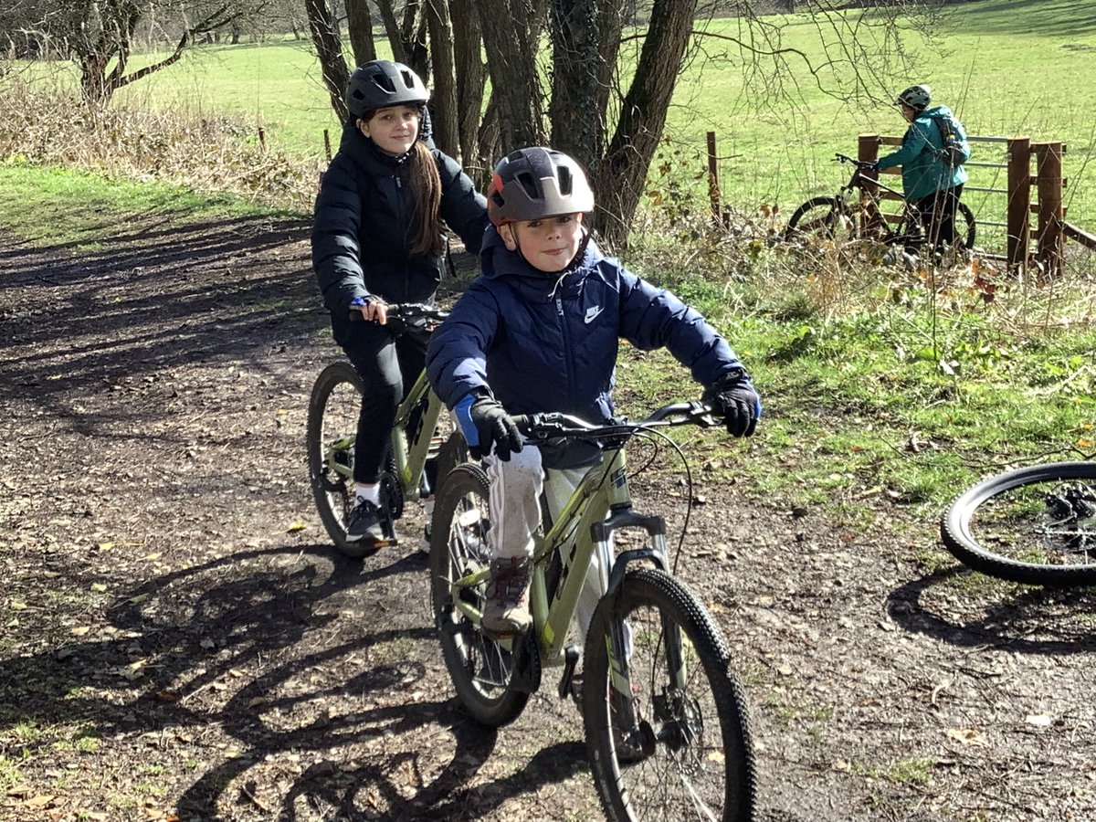 SJVsport's tweet photo. Pit stop before refreshments… @sjohnvianney @TheHolyCrossMAC @AltonCastle_KYT https://t.co/saIzUCBQGR
