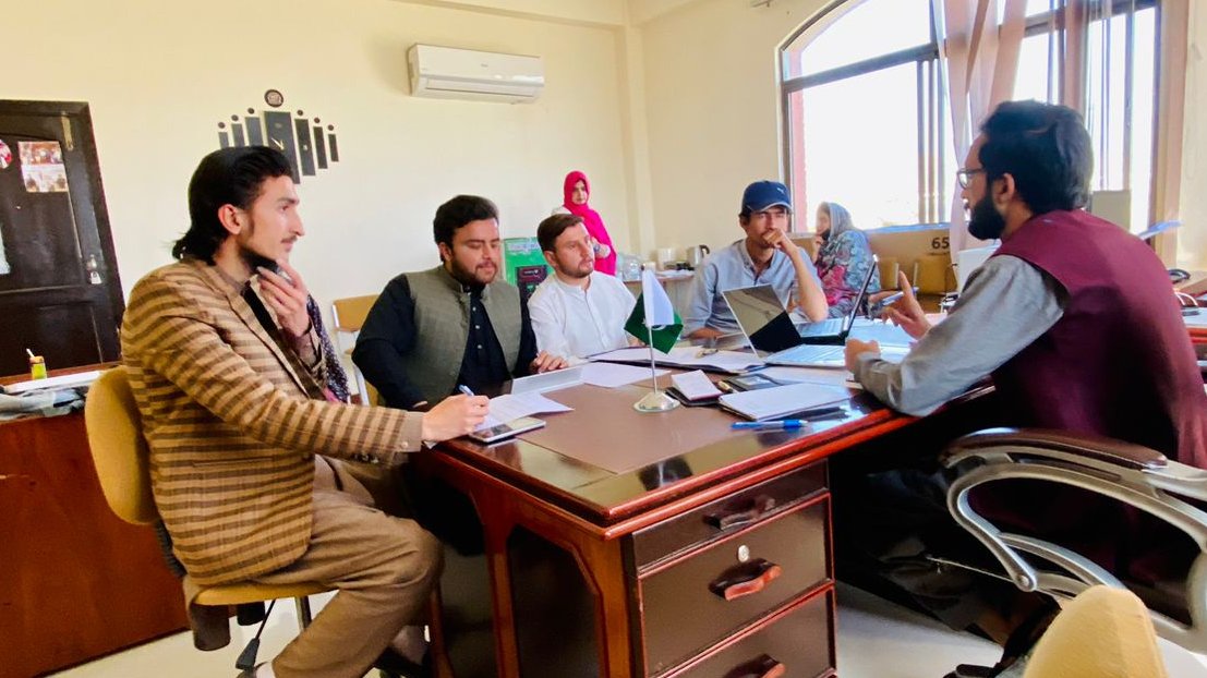 AustYpdc's tweet photo. "Exciting things are happening at our meeting today! 🤝We're thrilled to have the opportunity to discuss the upcoming launch of our YPDC with the #Focal_Person,@Khuram4Qazi . Stay tuned for updates on this incredible initiative! 🌟#YPDC #ba_ikhtyarnaujawan https://t.co/8qDbbso6Sw